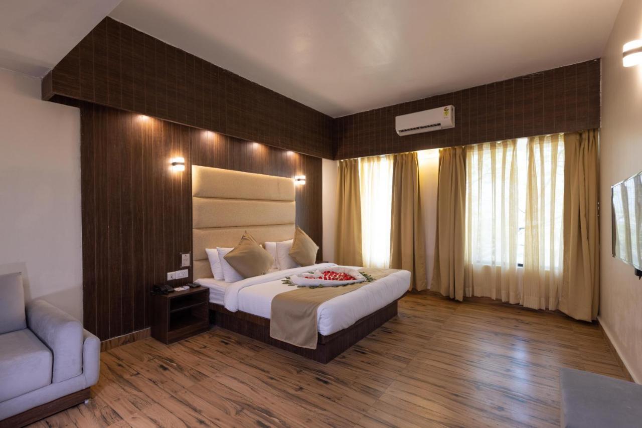 The Solitaire Dehradun Exterior foto